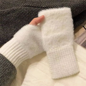 Fluffy Arm Warmers